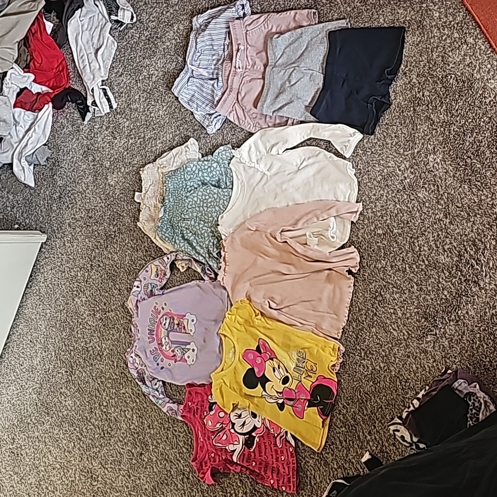 STUNNING GAP/DISNEY/Cat & jack BULK GIRLS CLOTHING BUNDLE